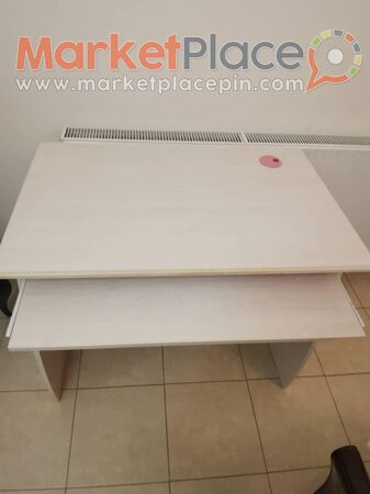 Bargain price -White computer table /desk - Γερμασόγεια, Λεμεσός