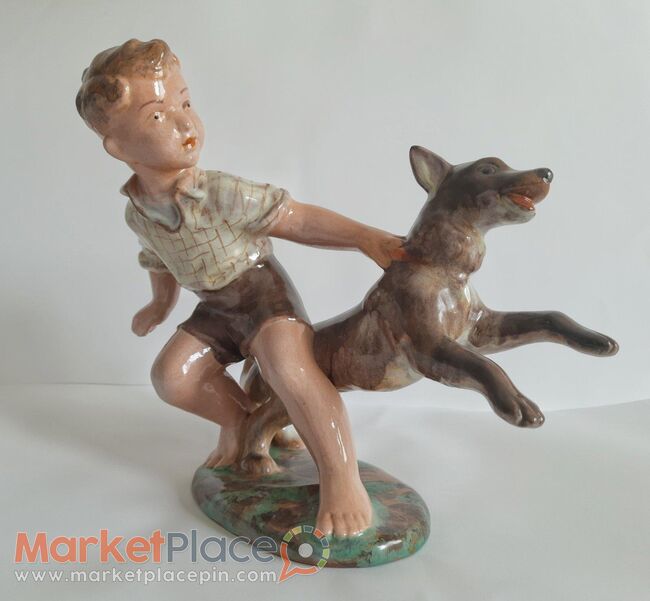figurine sculpture boy dog shepherd majolica Hungary - Πάφος, Πάφος