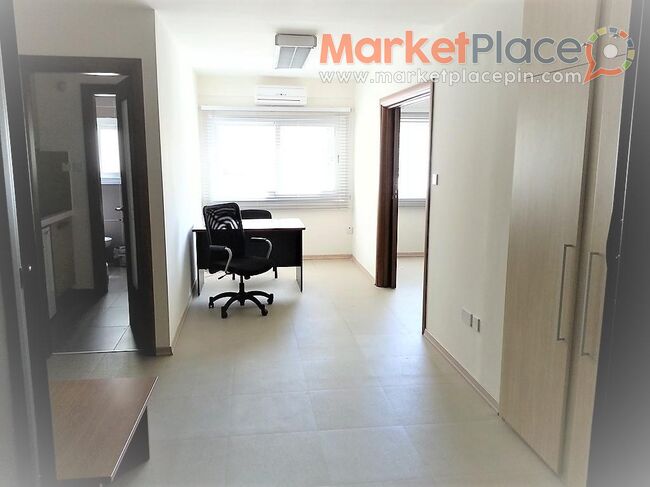 Office  50sqm for rent, Molos area - Agios Tychonas, Лимассол