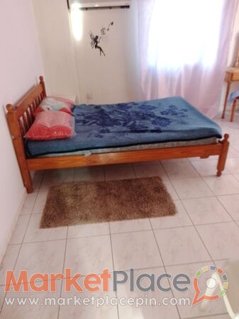 50 euro Bed double κρεβάτι διπλο - Geroskipou, Пафос